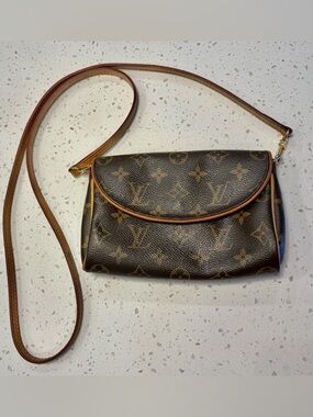 Authentic Louis Vuitton Monogram Waist Belt Bag with Crossbody Strap